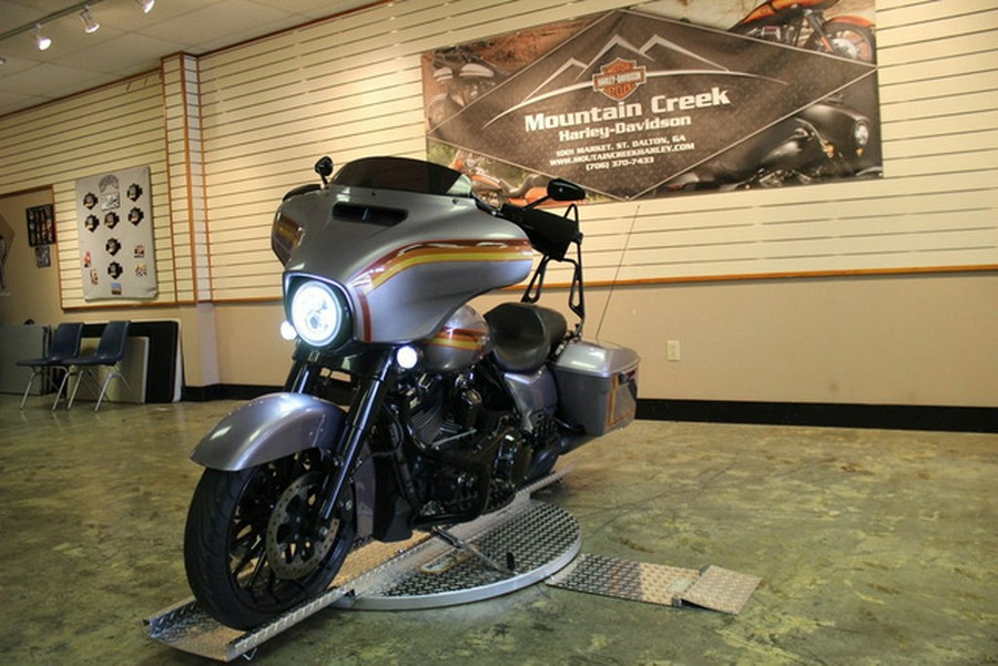 2018 Harley-Davidson FLHXS - Street Glide Special
