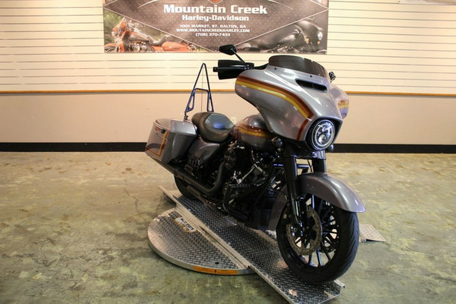 2018 Harley-Davidson FLHXS - Street Glide Special