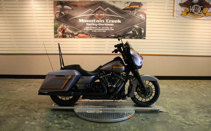 2018 Harley-Davidson FLHXS - Street Glide Special