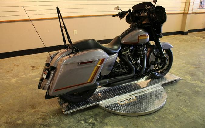 2018 Harley-Davidson FLHXS - Street Glide Special