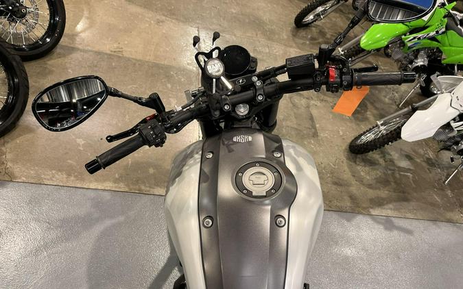 2016 Yamaha XSR900 CA