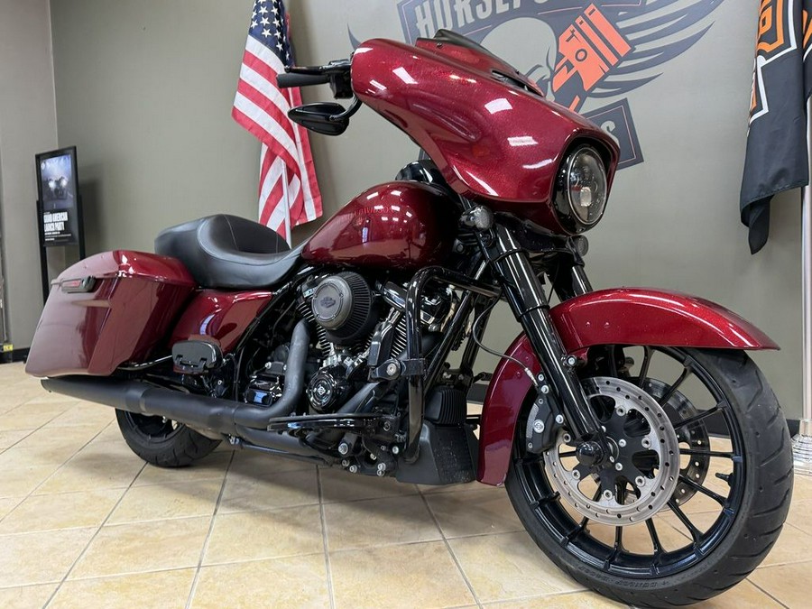 2018 Harley-Davidson Street Glide® Special