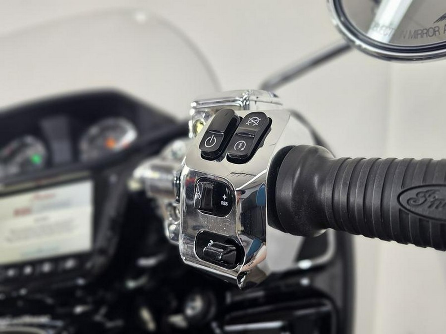 2023 Indian Motorcycle® Pursuit Limited Black Metallic