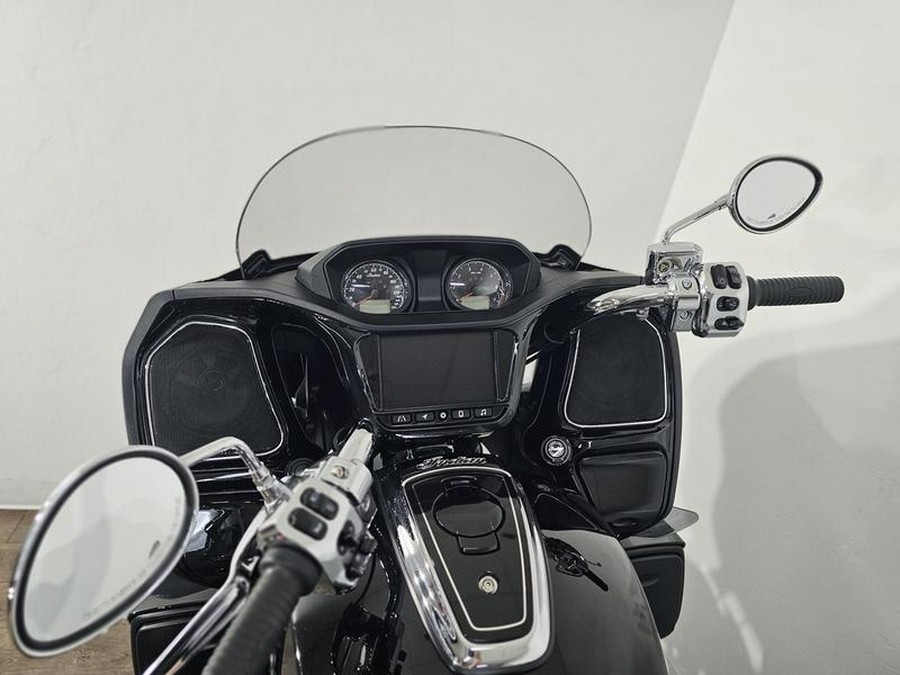 2023 Indian Motorcycle® Pursuit Limited Black Metallic