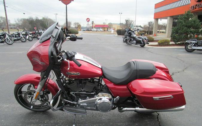 2025 Harley-Davidson FLHX - Street Glide