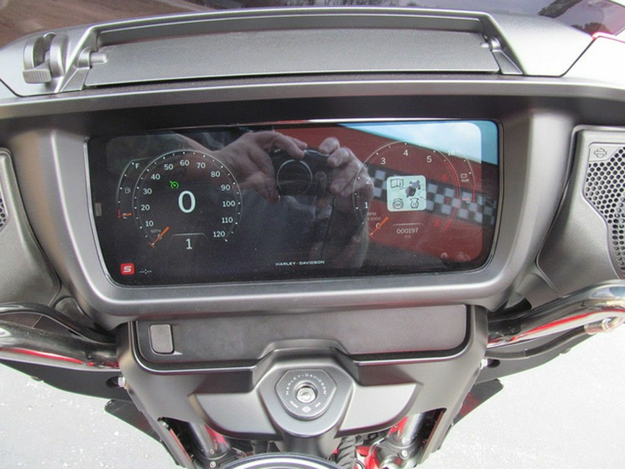 2025 Harley-Davidson FLHX - Street Glide