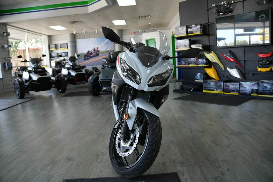 2026 Kawasaki Ninja® 300 ABS