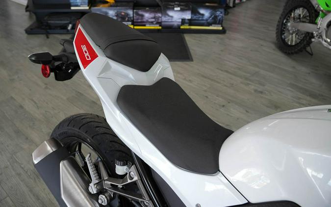 2026 Kawasaki Ninja® 300 ABS