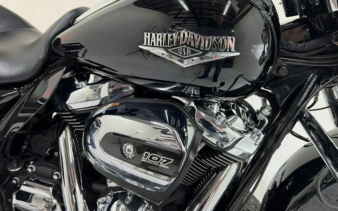 FLHR 2017 Road King