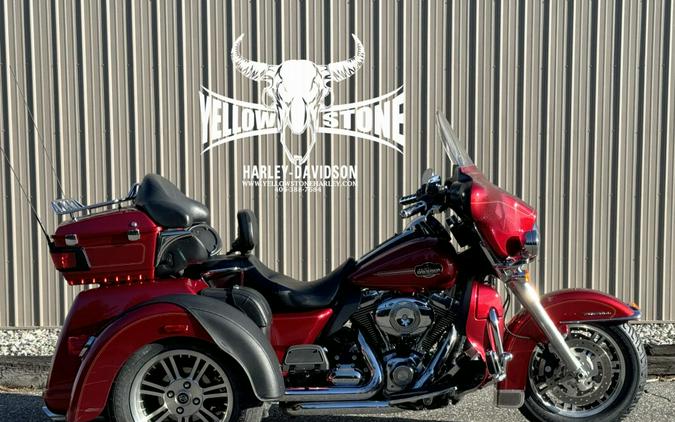 2013 Harley-Davidson Tri Glide™ Ultra Classic® Ember Red Sunglo