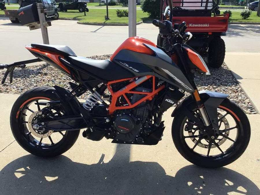2023 KTM 390 Duke