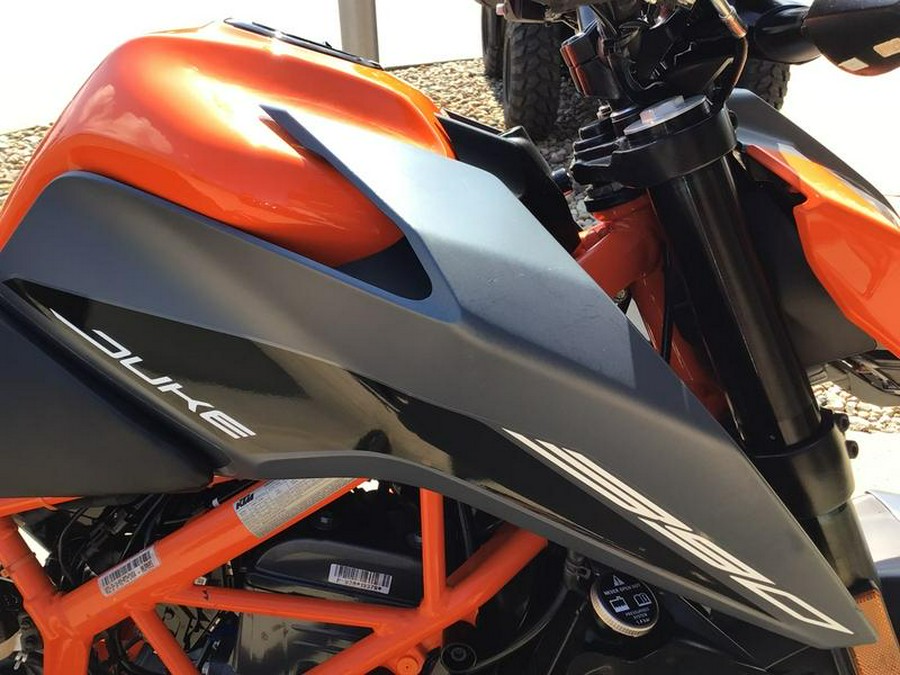 2023 KTM 390 Duke