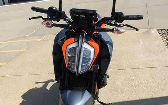 2023 KTM 390 Duke