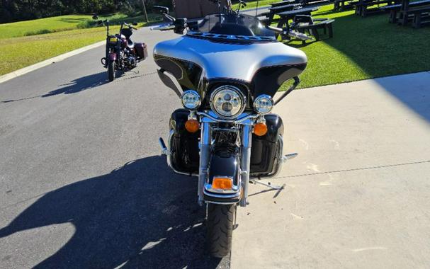 2010 Harley-Davidson Ultra Classic® Electra Glide® Peace Officer Special Edition