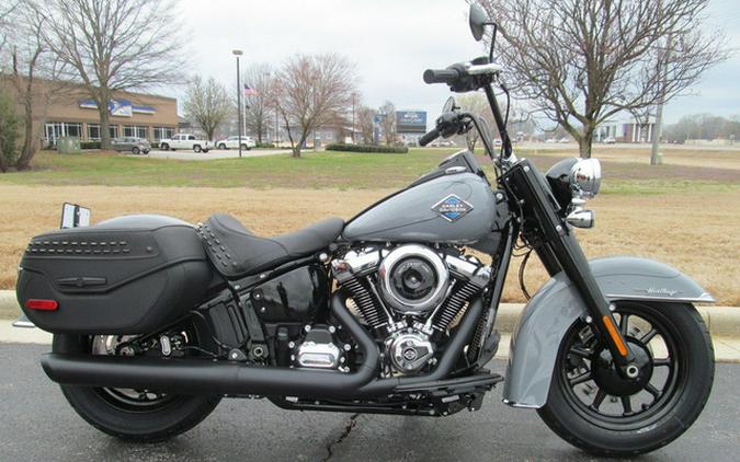 2026 Harley-Davidson Softail FLHC - Heritage Classic