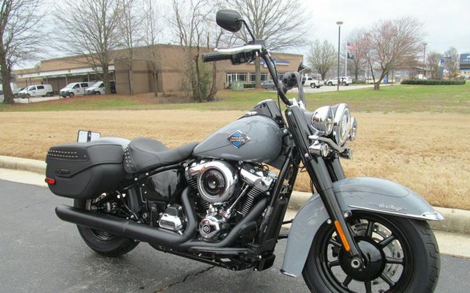 2026 Harley-Davidson Softail FLHC - Heritage Classic