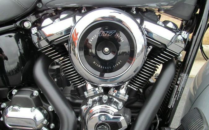 2026 Harley-Davidson Softail FLHC - Heritage Classic