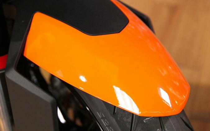 2027 KTM 990 DUKE