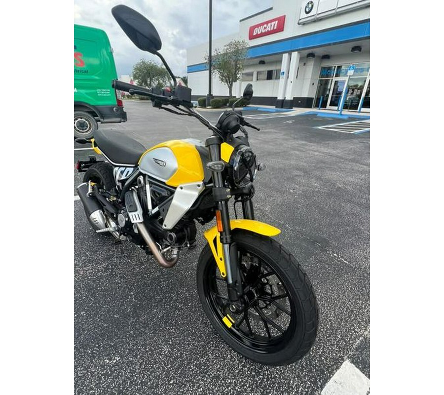 New 2025 Ducati SCR ICON