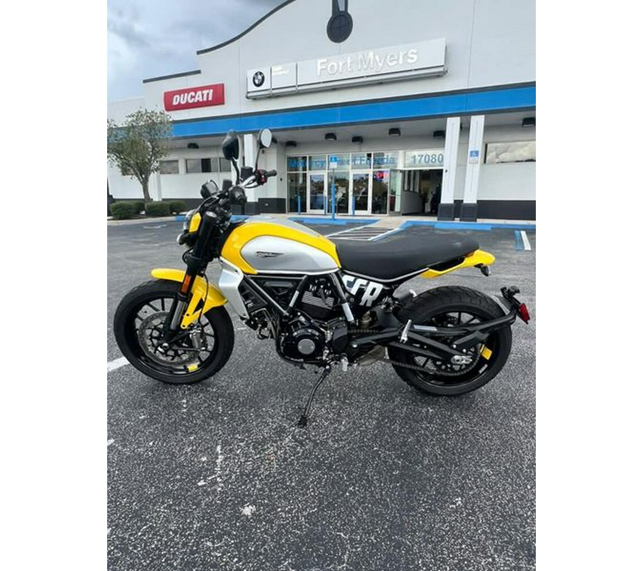 New 2025 Ducati SCR ICON