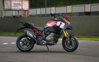 2027 Ducati Multistrada V4 Pikes Peak Livery 2.0