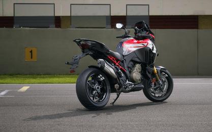 2027 Ducati Multistrada V4 Pikes Peak Livery 2.0