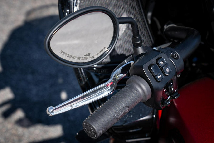 2024 Indian Motorcycle® Challenger® Dark Horse® w/PowerBand Audio Pkg Sunset Red Smoke
