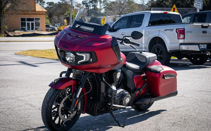 2024 Indian Motorcycle® Challenger® Dark Horse® w/PowerBand Audio Pkg Sunset Red Smoke