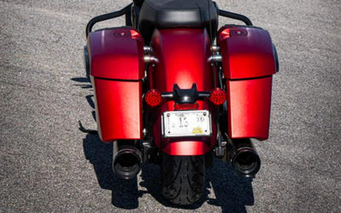 2024 Indian Motorcycle® Challenger® Dark Horse® w/PowerBand Audio Pkg Sunset Red Smoke