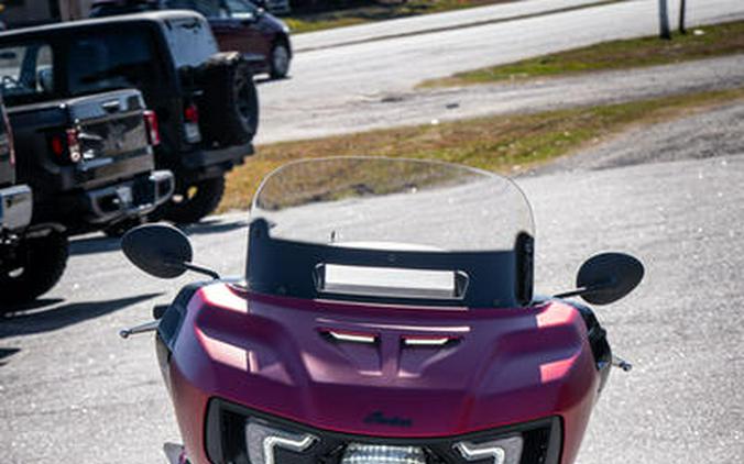 2024 Indian Motorcycle® Challenger® Dark Horse® w/PowerBand Audio Pkg Sunset Red Smoke