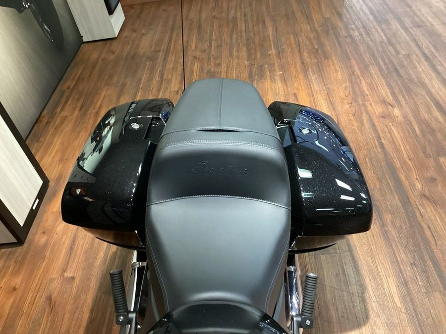 2020 Indian Motorcycle® Challenger Limited Thunder Black Pearl