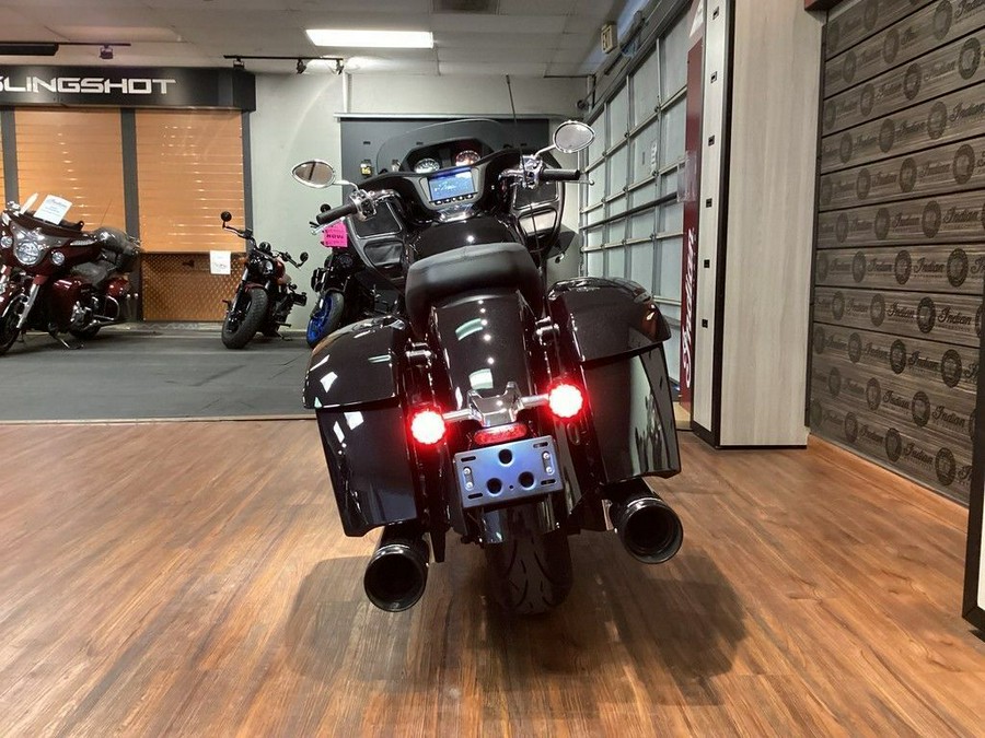 2020 Indian Motorcycle® Challenger Limited Thunder Black Pearl