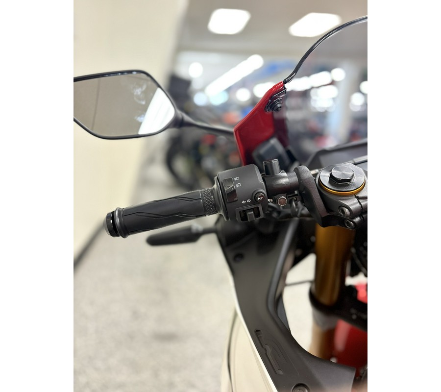 2026 Yamaha YZF-R3 70th Anniversary Edition - Y7331