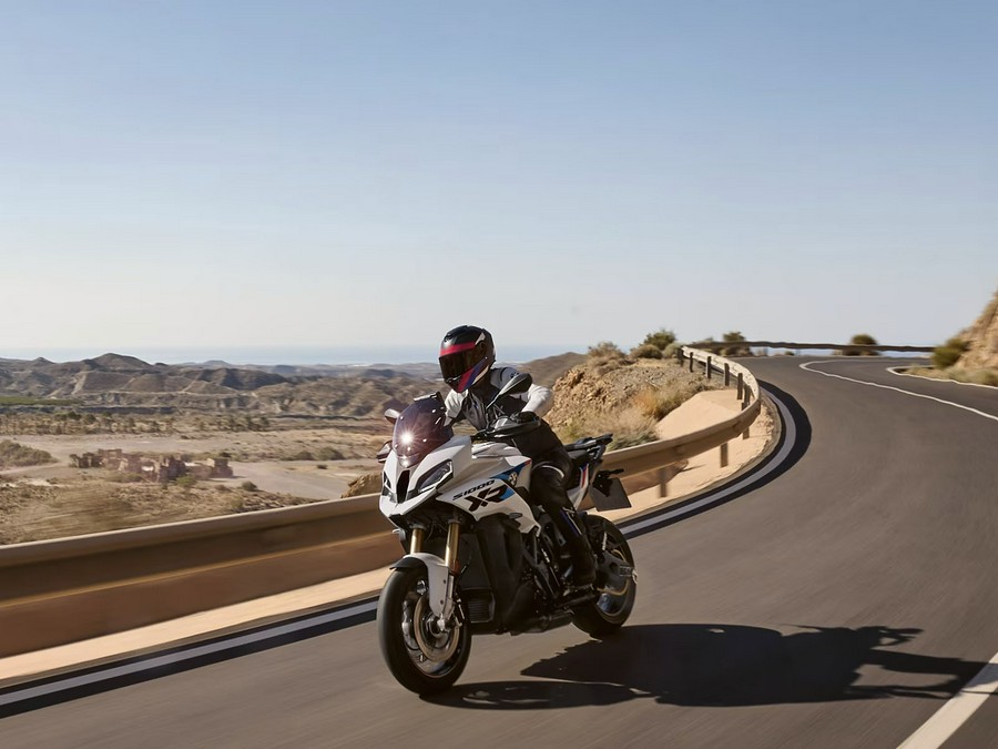 2026 BMW S 1000 XR