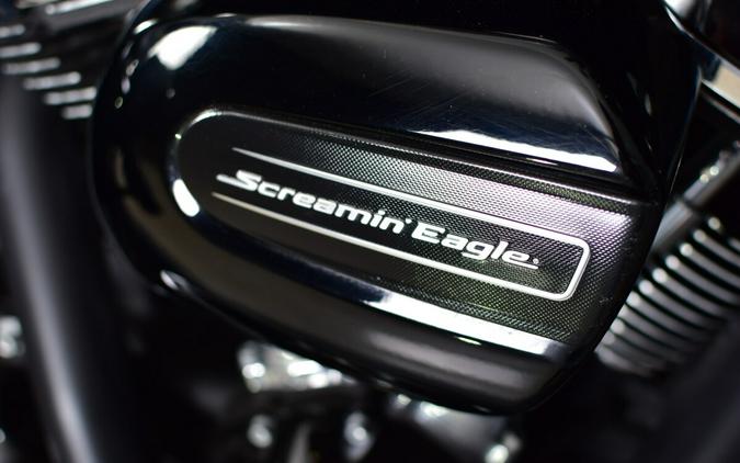 2018 Harley-Davidson Street Glide Special FLHXS