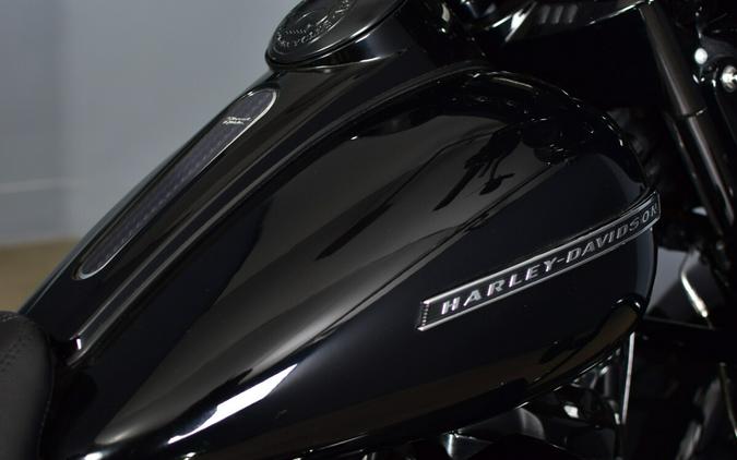 2018 Harley-Davidson Street Glide Special FLHXS