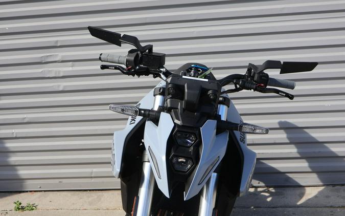 2024 GSX-8S Suzuki