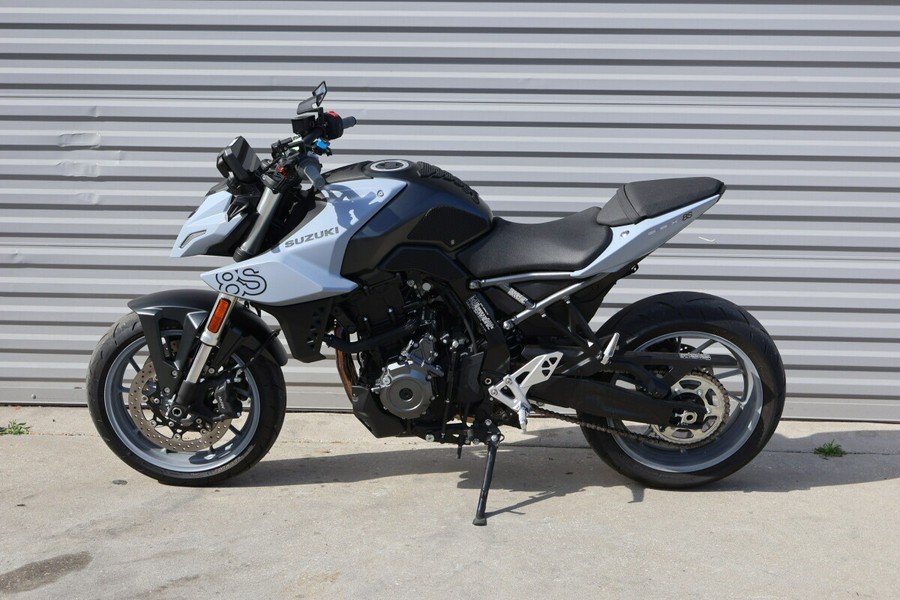 2024 Suzuki GSX-8S