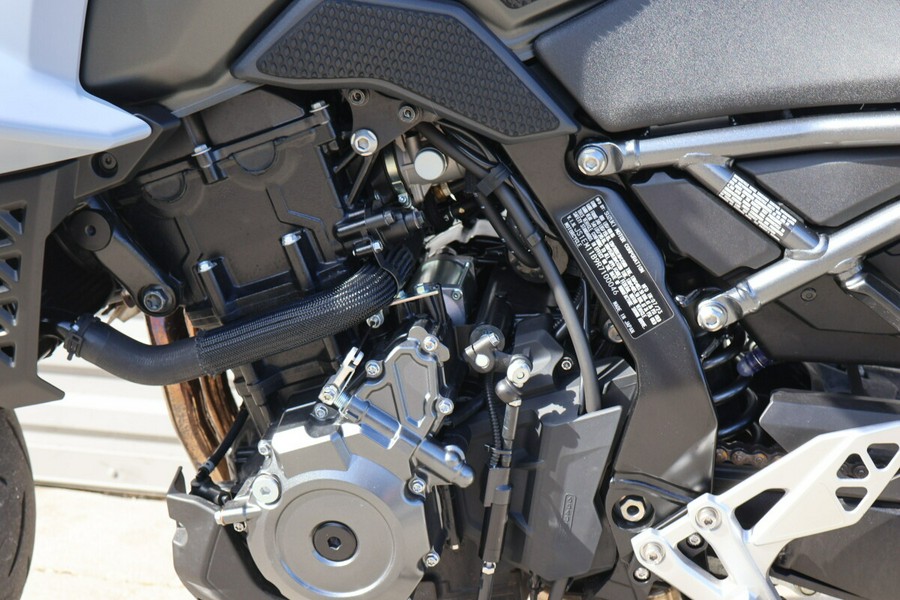 2024 Suzuki GSX-8S