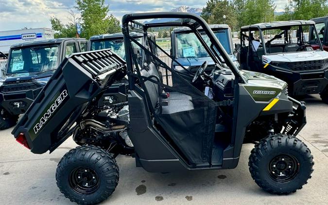 2025 Polaris Industries RANGER 1000 EPS SAGE GREEN with PLOW