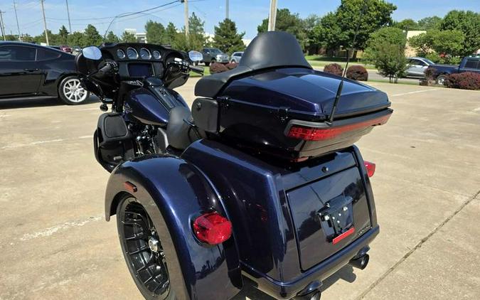 2025 Harley-Davidson® FLHTCUTG - Tri Glide® Ultra