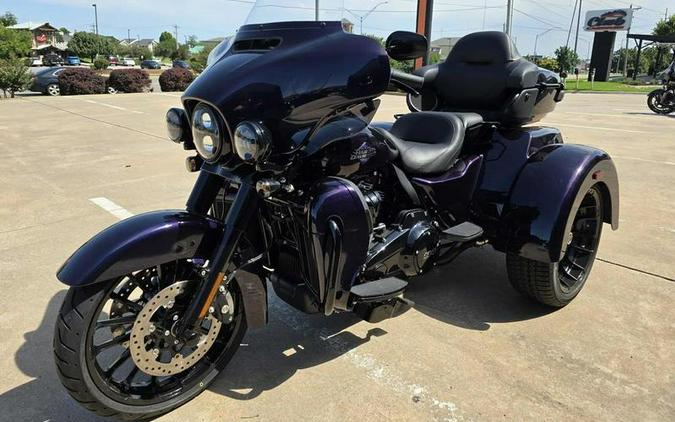 2025 Harley-Davidson® FLHTCUTG - Tri Glide® Ultra