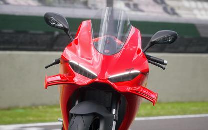 2027 Ducati Panigale V4 Ducati Red