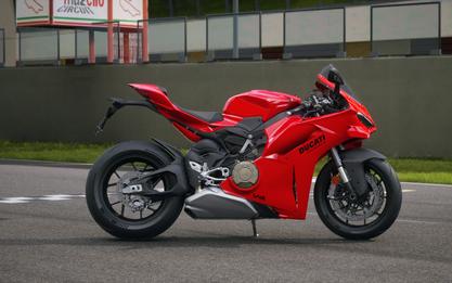 2027 Ducati Panigale V4 Ducati Red