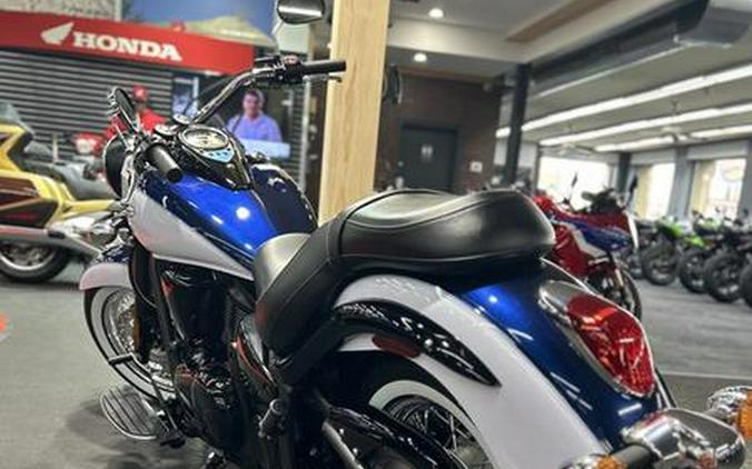 2026 Kawasaki Vulcan® 900 Classic