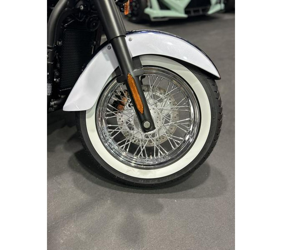 2026 Kawasaki Vulcan® 900 Classic