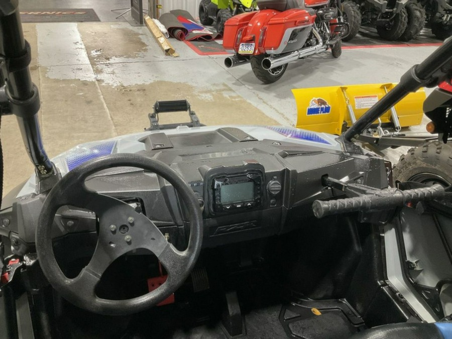 2025 Polaris RZR 200 EFI