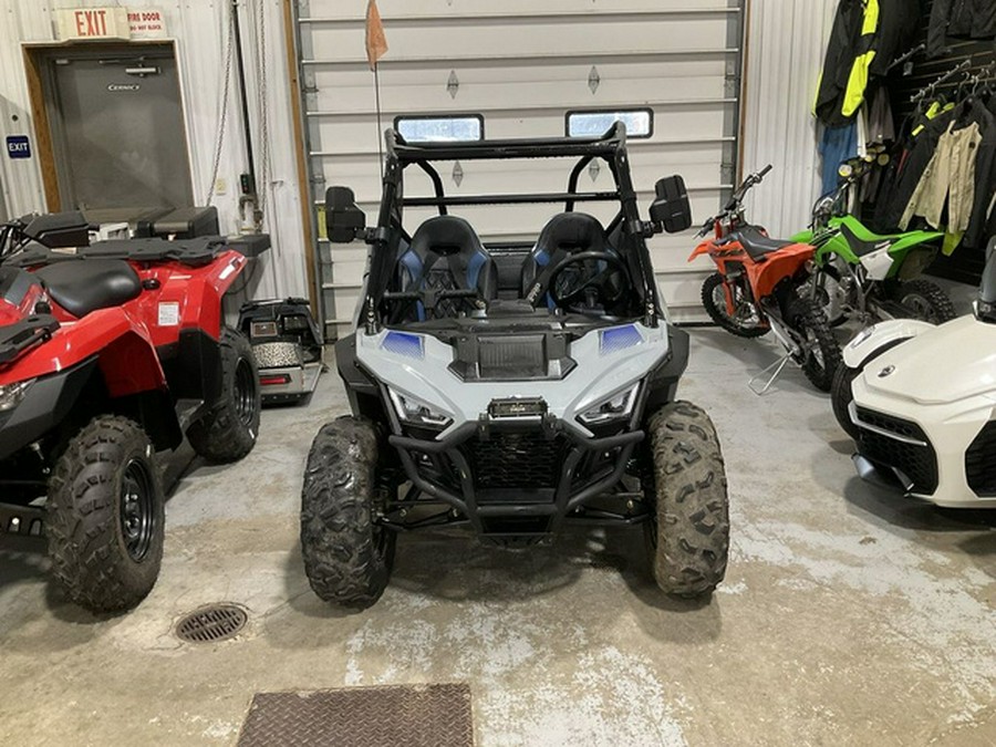 2025 Polaris RZR 200 EFI