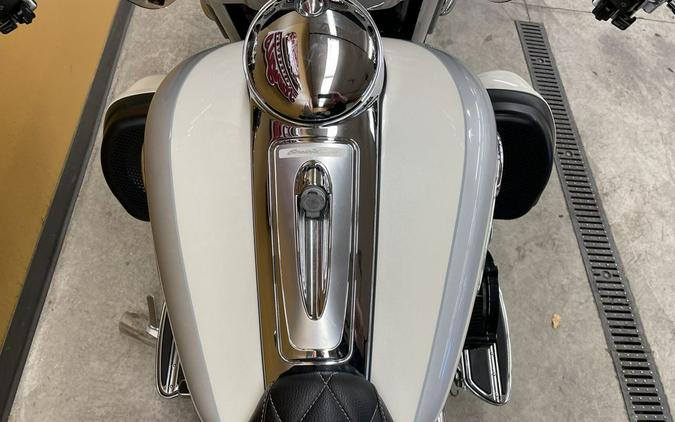 2008 Harley-Davidson® FLHTCUSE3 - CVO™ Ultra Classic® Screamin' Eagle® Electra Glide®