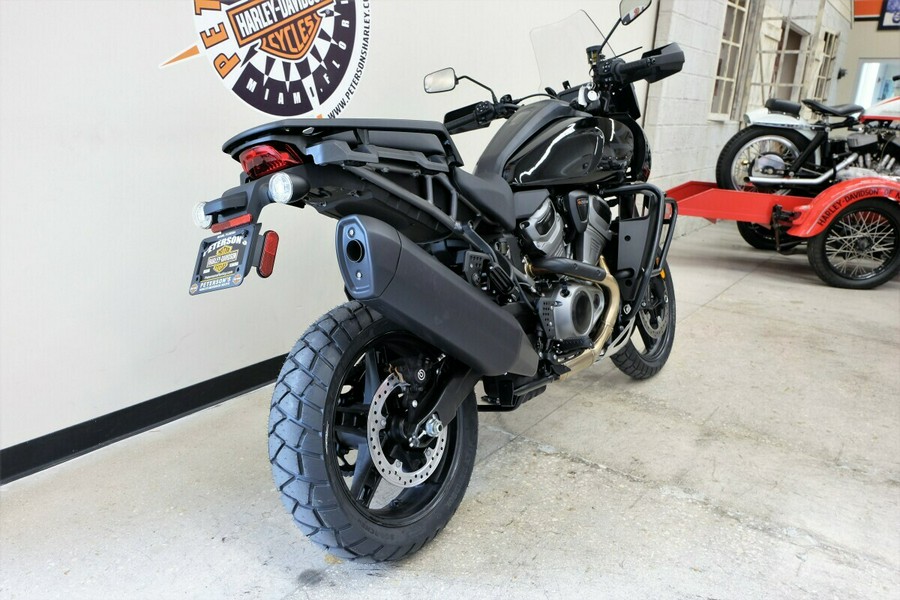 2023 RA1250S Pan America™ 1250 Vivid Black